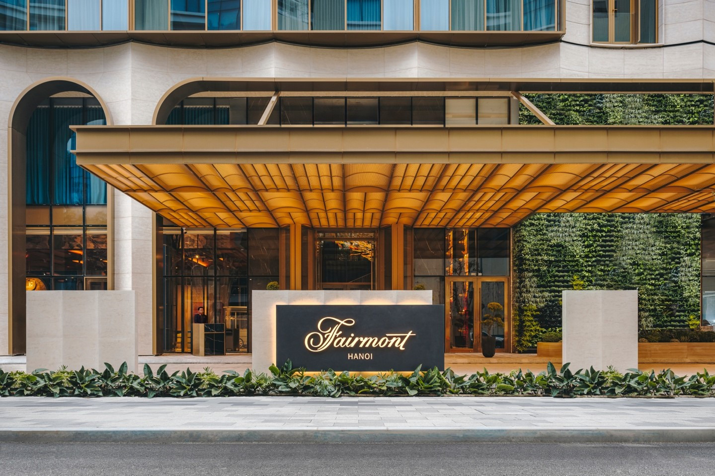 Fairmont Hanoi - Nơi di sản toàn cầu giao thoa hồn cốt Kinh Kỳ anh 1.jpg
