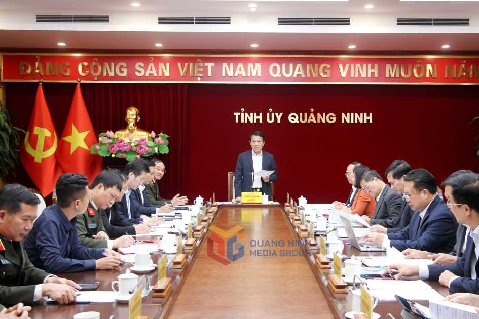  Công bố quyết định kiểm tra của Bộ Chính trị với 4 Ban thường vụ tỉnh ủy, thành ủy 
