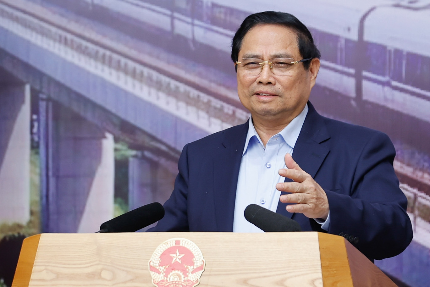 Đồng ý làm đường sắt nối TPHCM với sân bay Long Thành theo 'lệnh khẩn cấp'