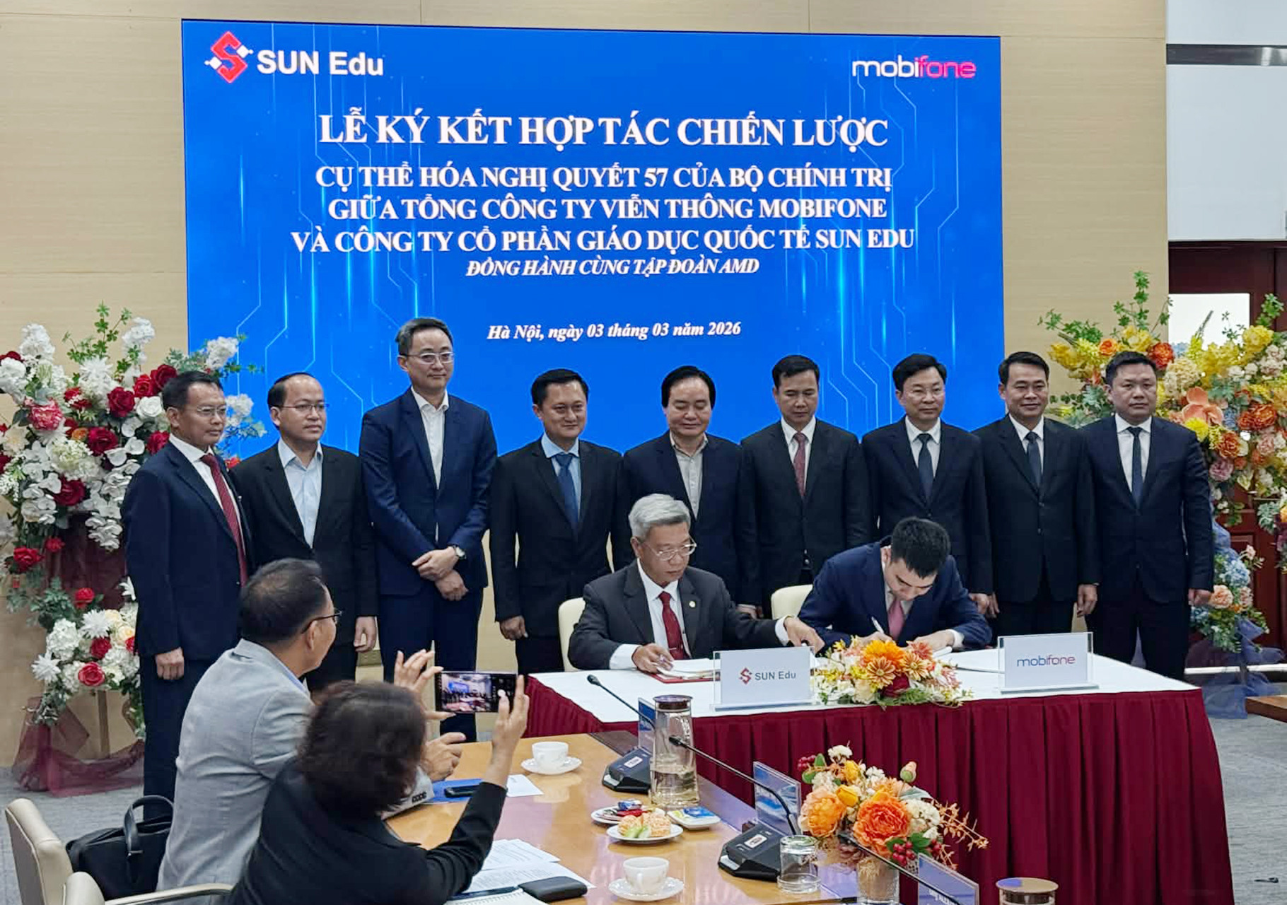 MobiFone Sunedu .jpg