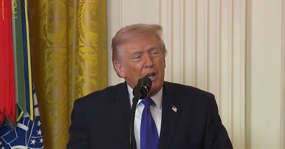 Ông Trump nêu lý do nhằm vào Iran, Mỹ chuẩn bị 'đợt tấn công lớn'