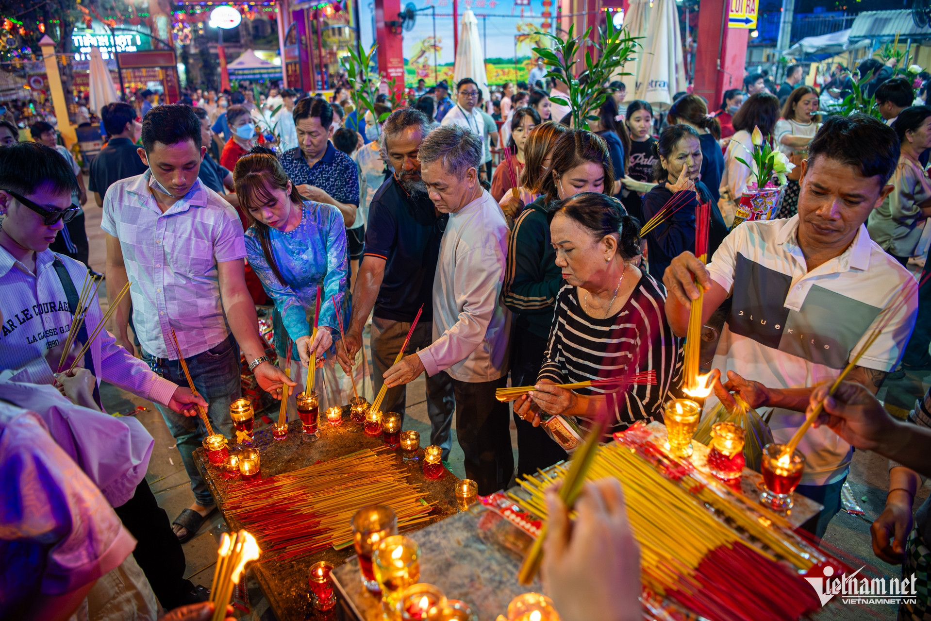 W-Chùa bà Bình Dương Tuấn Hùng 5.jpg