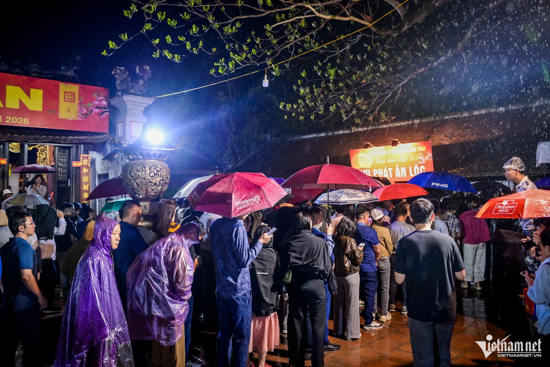 W-Khai ấn Đền Trần_11.jpg