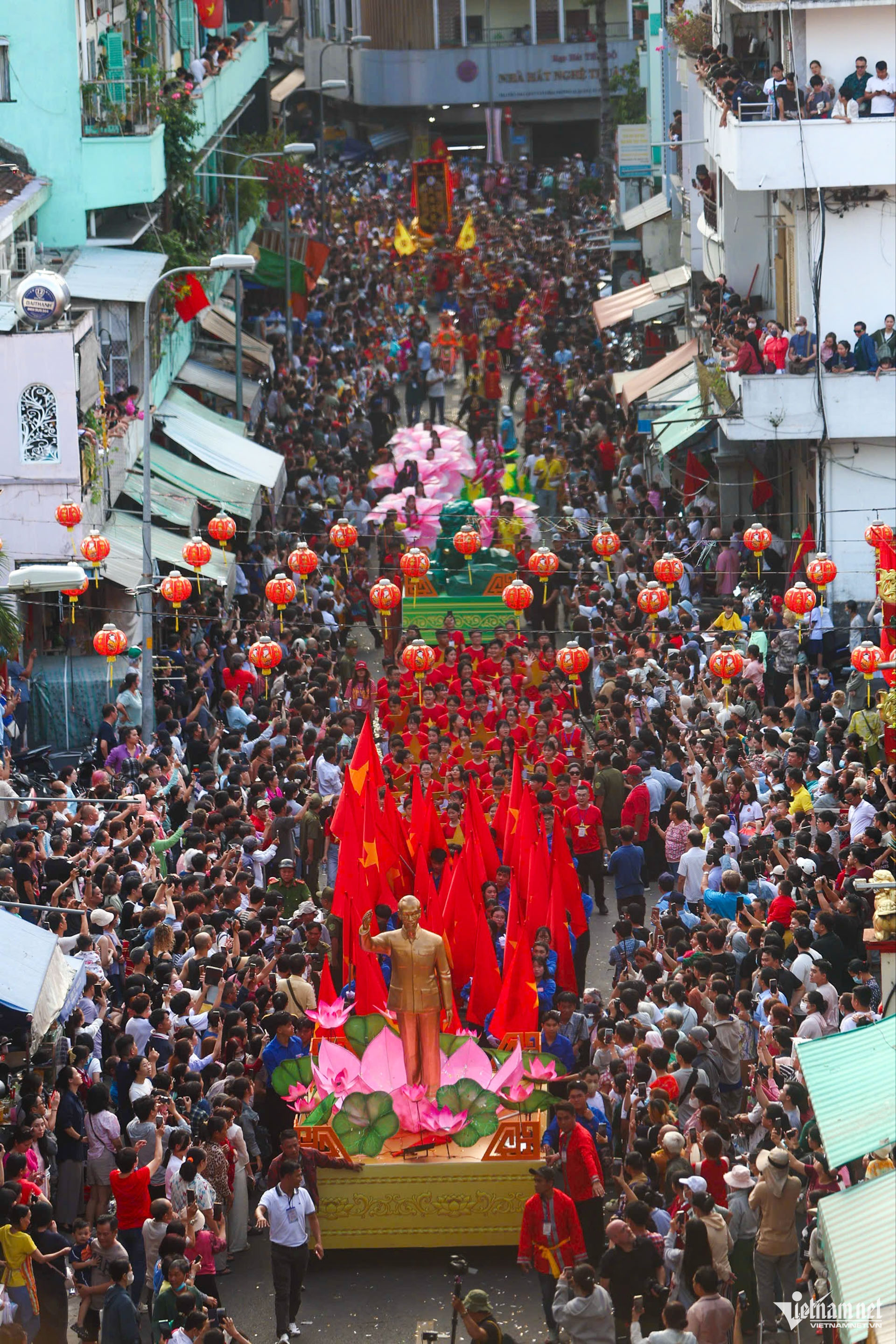 W-nguyên tiêu nguyễn huế 23.jpg