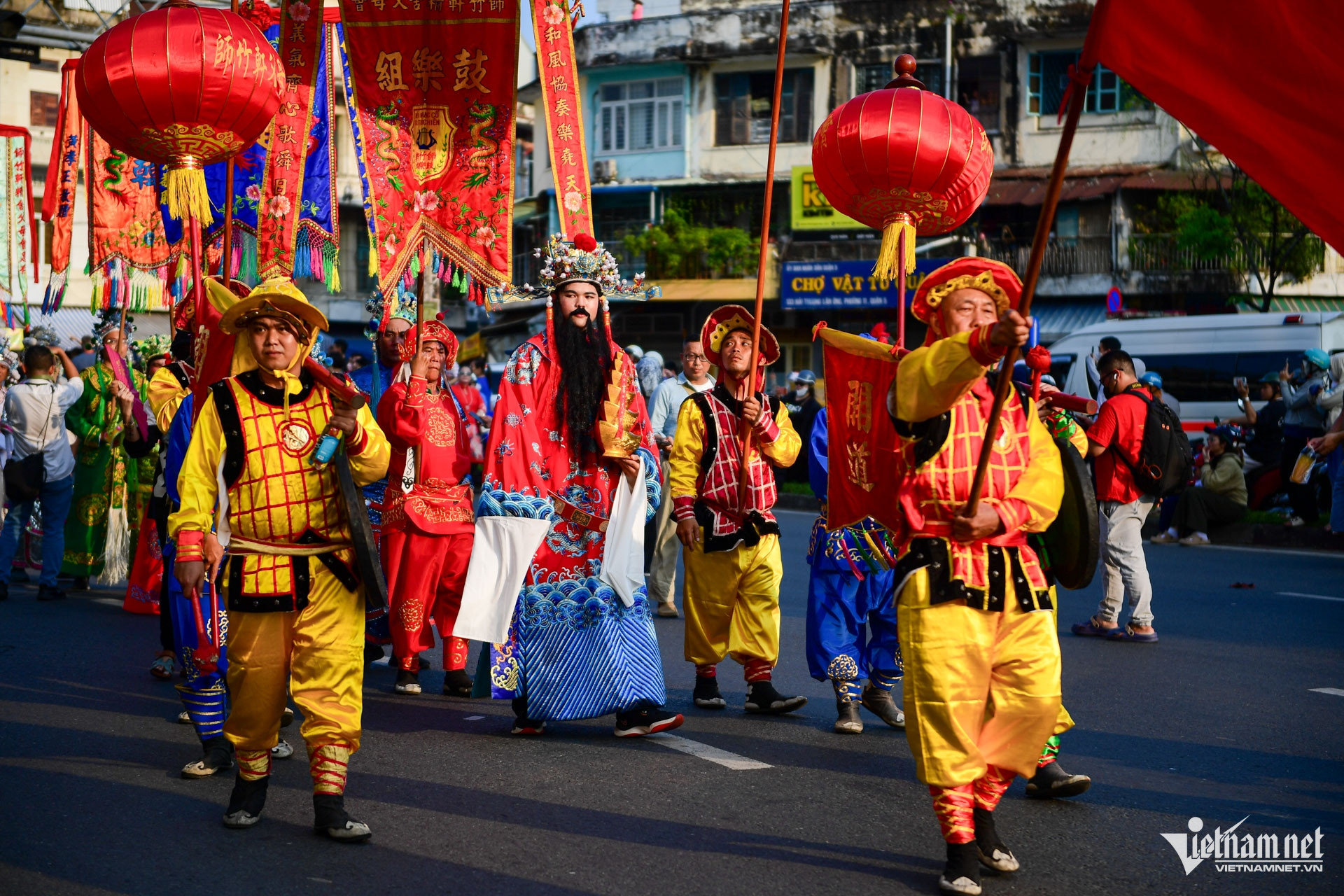 W-nguyên tiêu nguyễn huế 4.jpg