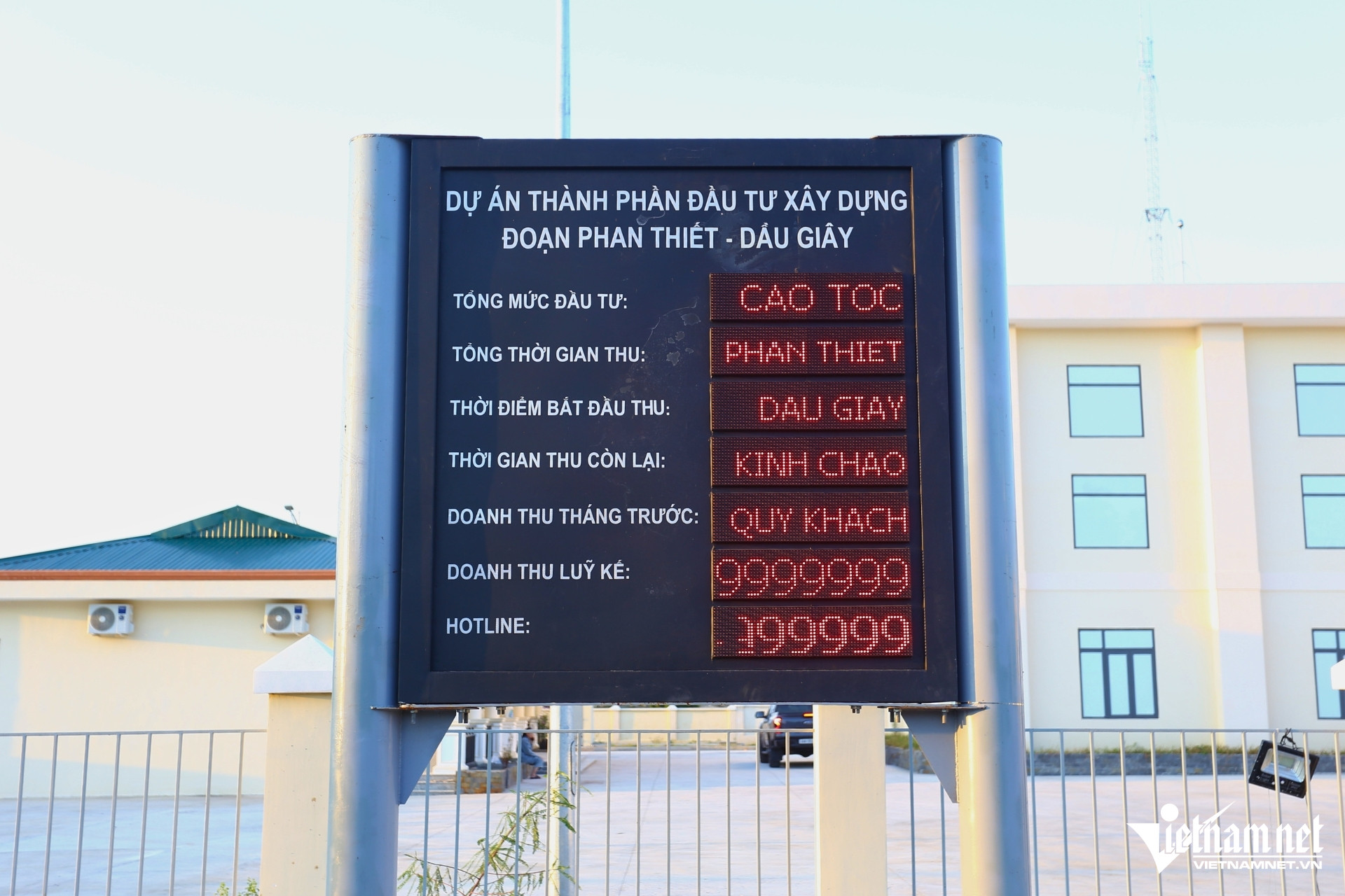 W-thu phi cao toc4.jpg