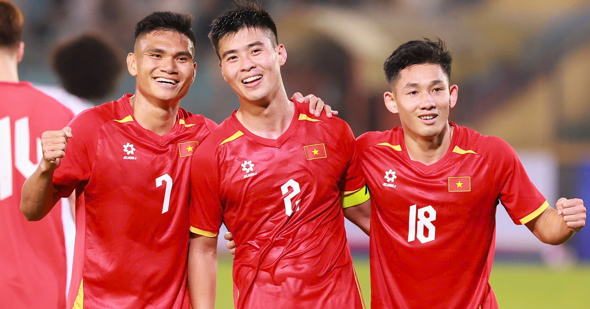 Hạ Malaysia, tuyển Việt Nam sáng cửa lọt top 100 FIFA