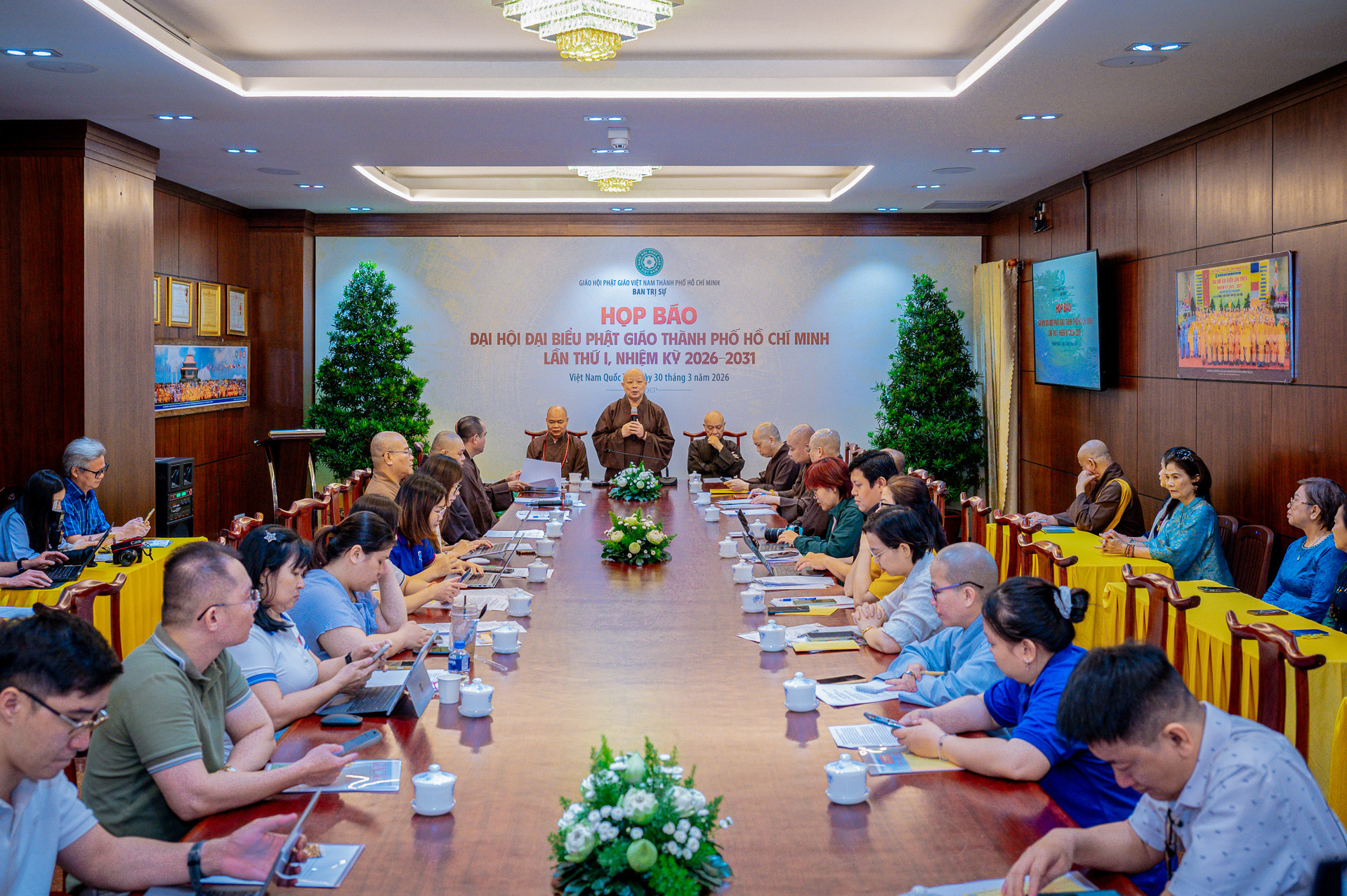 Họp báo đại hội đại biểu phật giáo  Tuấn Hùng 2.jpg