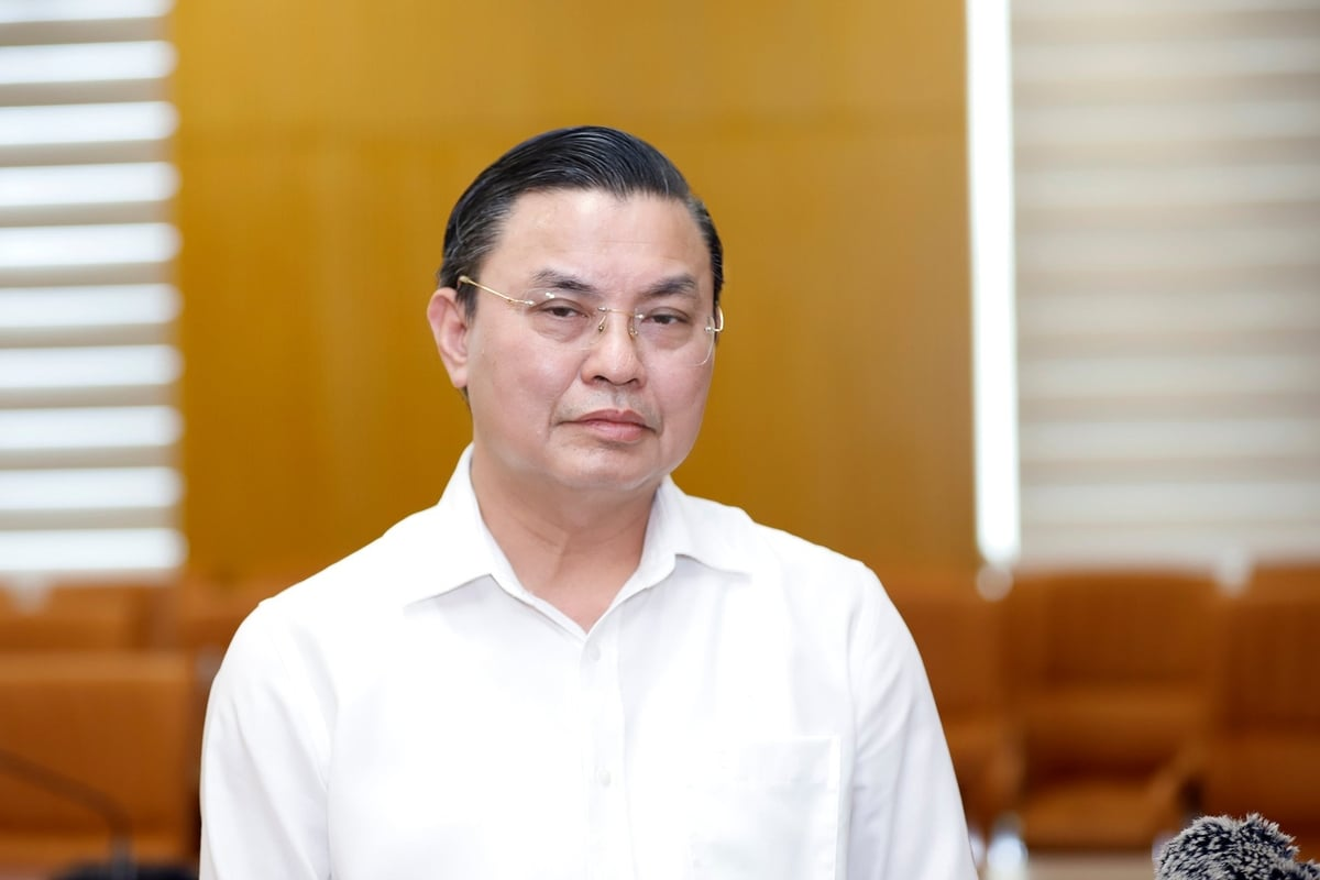 Khởi tố nguyên Cục trưởng Cục Môi trường Hoàng Văn Thức