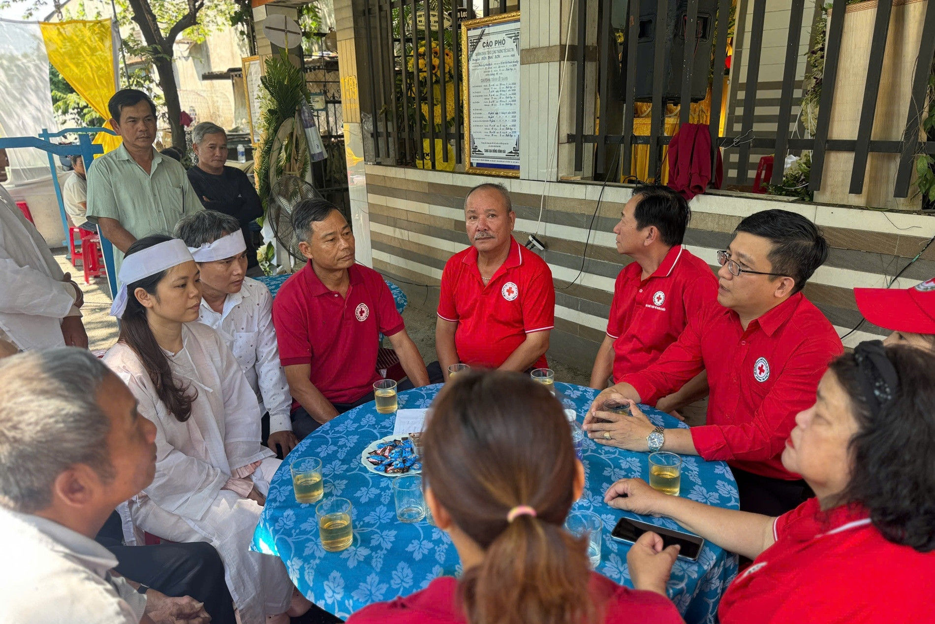 Nhiều tấm lòng hướng về gia đình tài xế taxi bị sát hại ở Quảng Trị