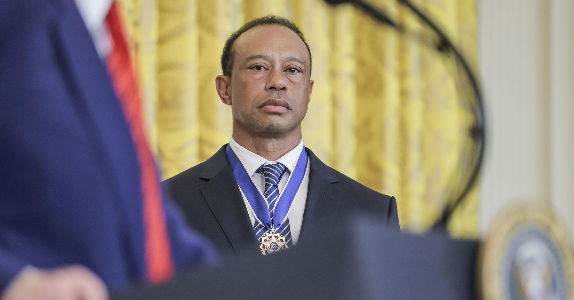 Tiger Woods tai nạn giao thông: Giữa huyền thoại và con người