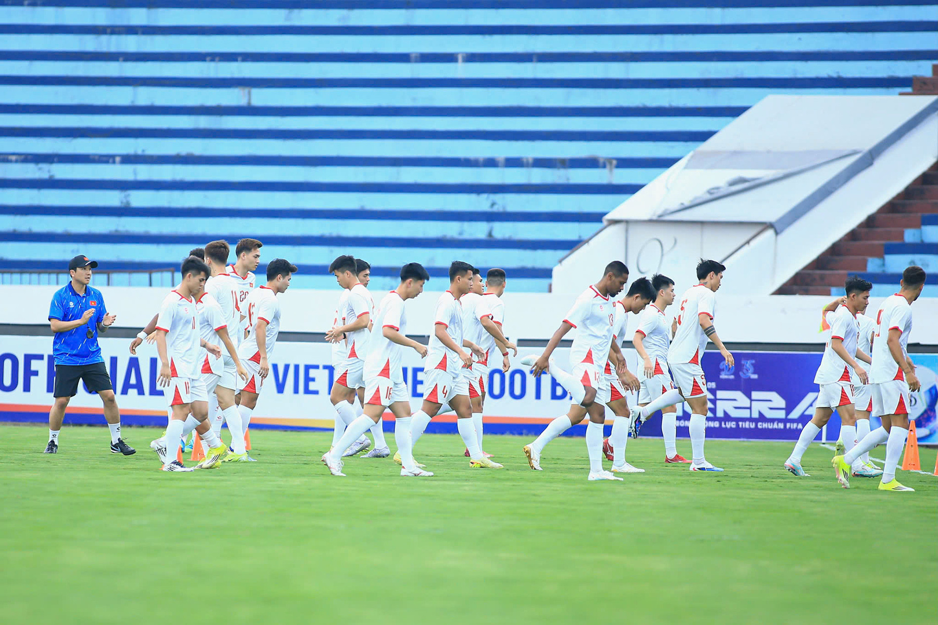 tuyen viet nam 1.jpg