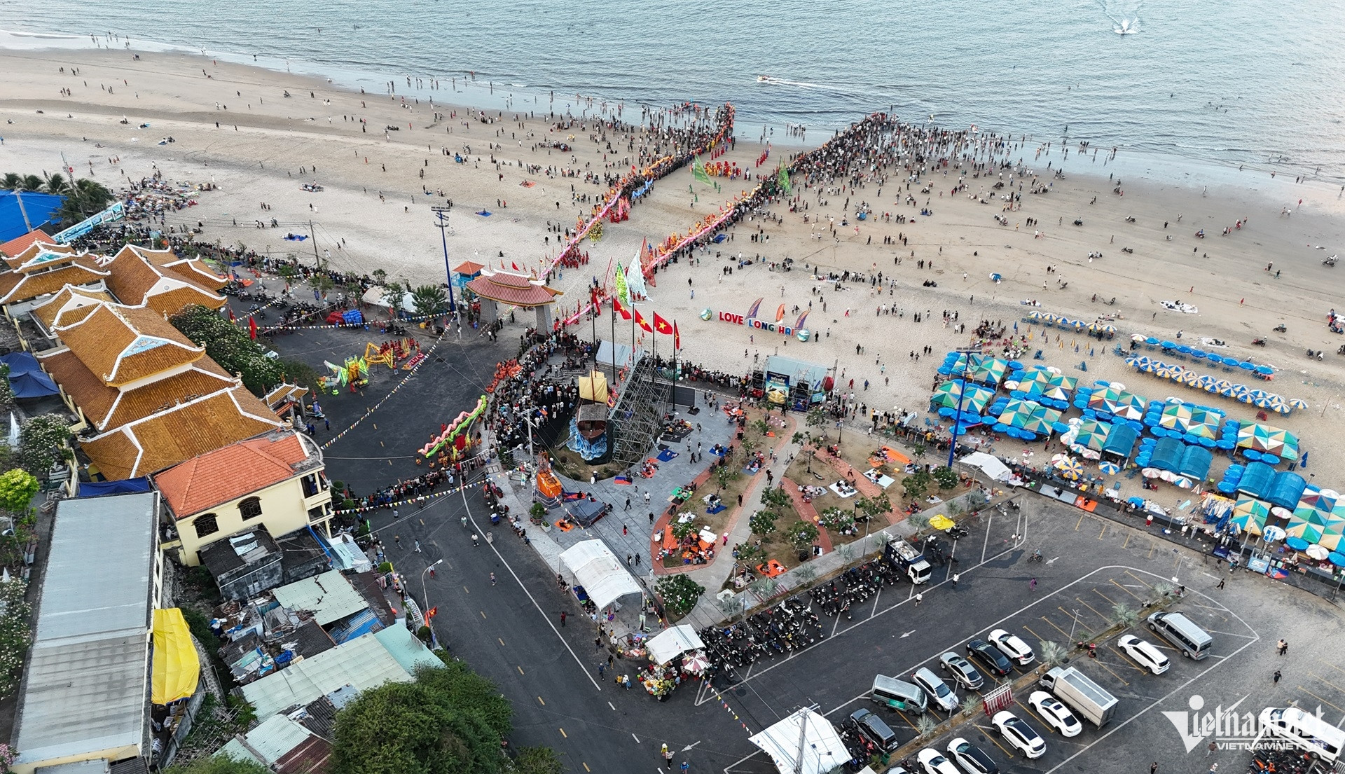 W-lễ hội dinh cô long hải.1.JPG.jpg