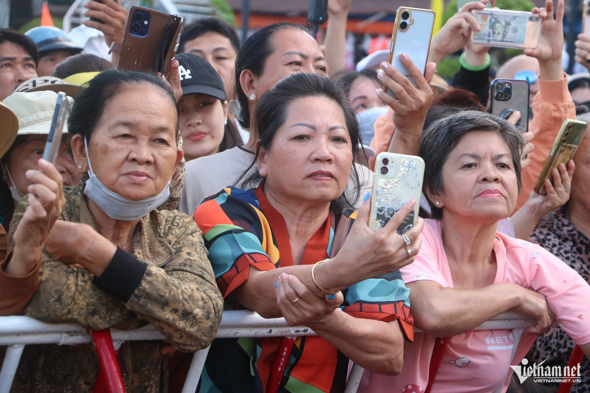 W-lễ hội dinh cô long hải.9.JPG.jpg