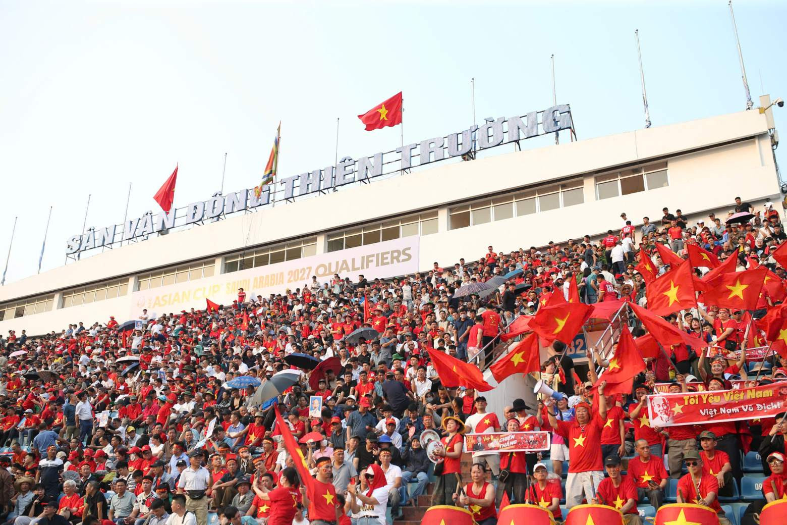 https://vms-files.vietnamnet.vn/vps_images_publish/000001/000003/2026/3/31/cdv-viet-nam-2-2105.jpg
