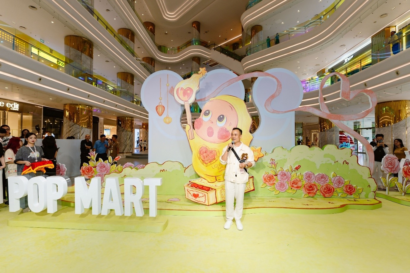 Khai trương cửa hàng đồ chơi nghệ thuật Pop Mart tại khu đô thị Sala, Thủ Đức