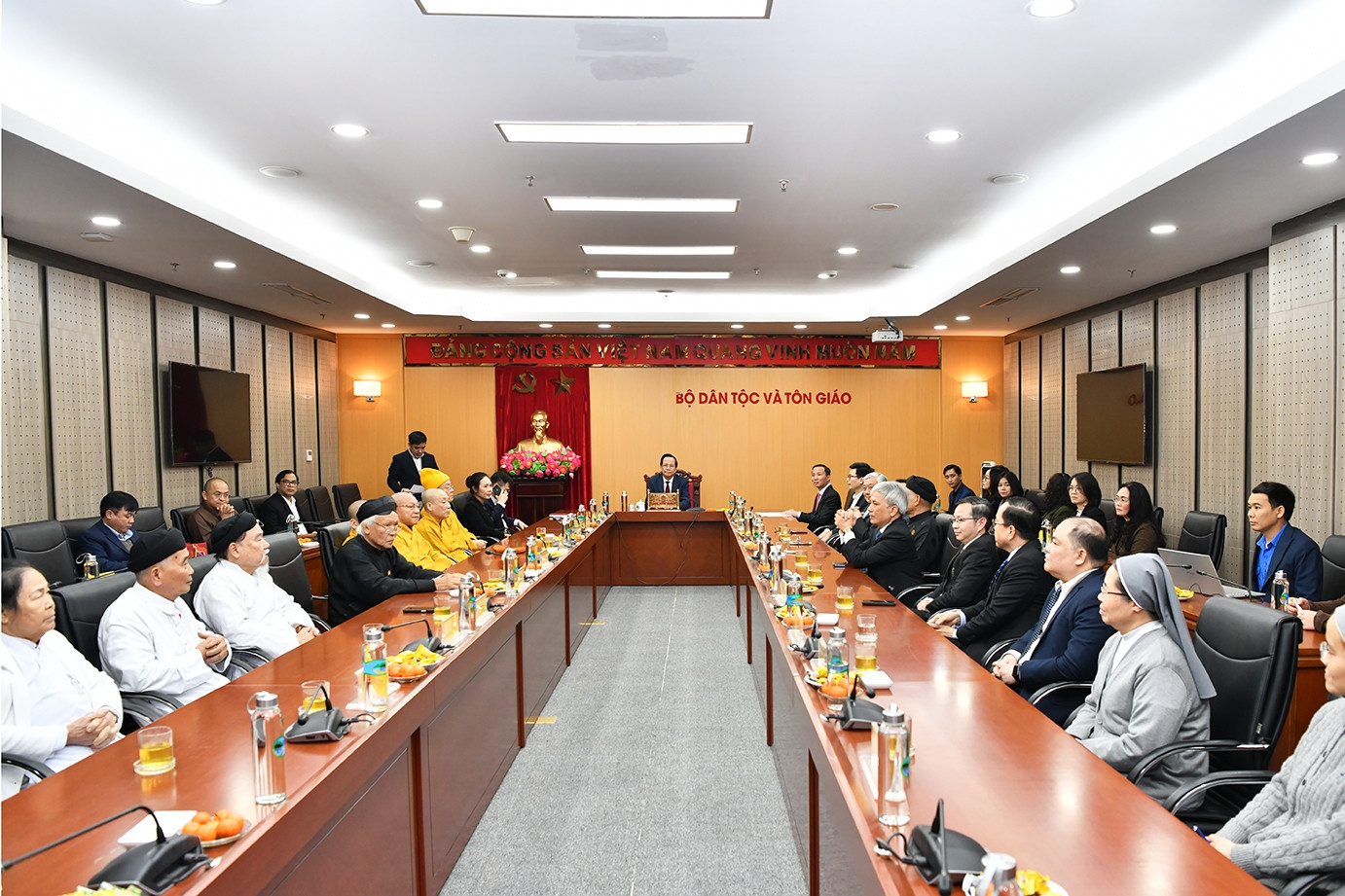 Nguồn lực tôn giáo: “Mạch ngầm” củng cố thế trận lòng dân