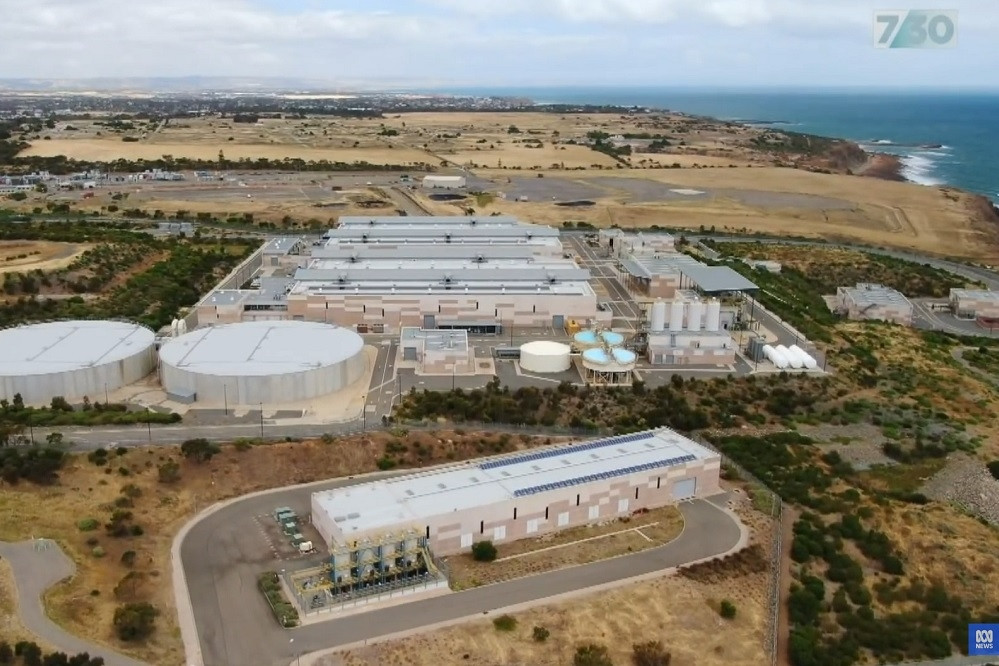 Nhà máy khử muối của Iran bị tấn công, Tehran bắt giữ hàng chục gián điệp