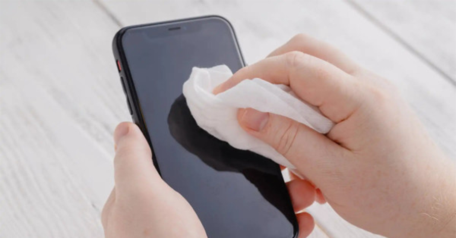 Smartphone là "nam châm hút vi khuẩn", đây là cách làm sạch nhanh và an toàn