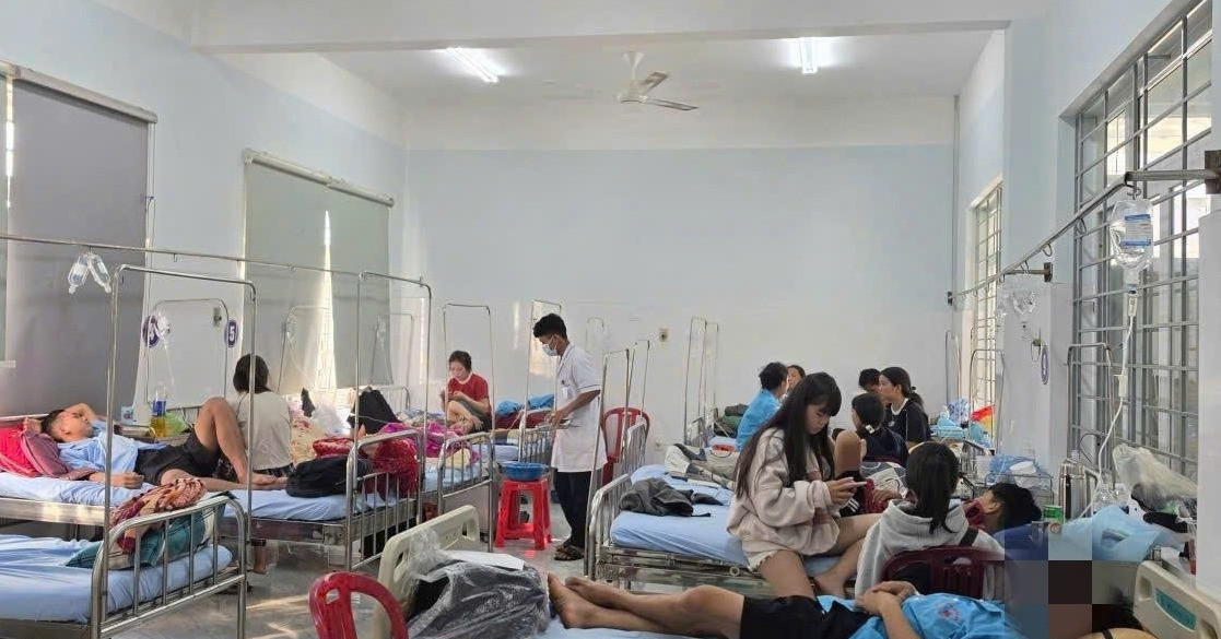 Vụ nghi ngộ độc bánh mì ở Đắk Lắk: Số ca tăng nhanh, nhiều người chuyển tuyến