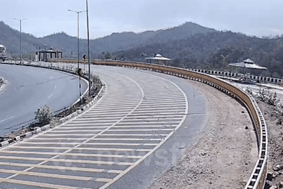 Xe tải mất phanh trên đèo dốc, thoát thảm kịch trong gang tấc