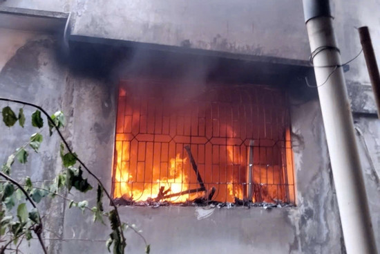 Bản tin chiều 4/3: Cháy dữ dội trong căn nhà 5 tầng ở Hà Nội, lửa đỏ rực