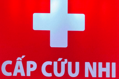 Bé 10 tuổi chấn thương sọ não do tai nạn khi trượt patin