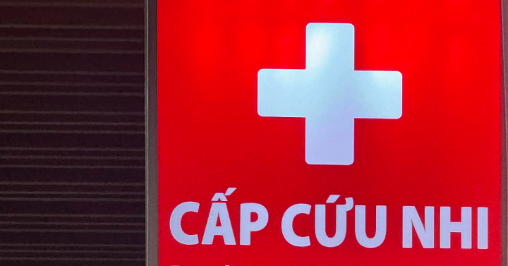 Bé 10 tuổi chấn thương sọ não do tai nạn khi trượt patin