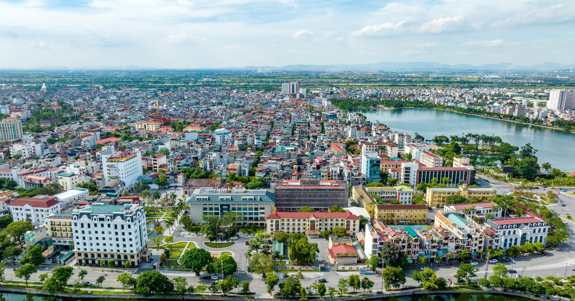 Bộ Nội vụ lên tiếng về thông tin sắp sáp nhập 34 tỉnh thành còn 16 tỉnh thành