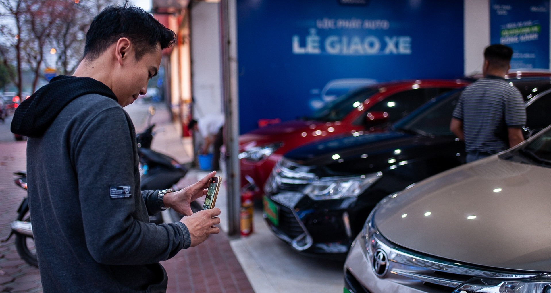 Có 500 triệu trong tay, có nên mạo hiểm mua xe cũ hay không?