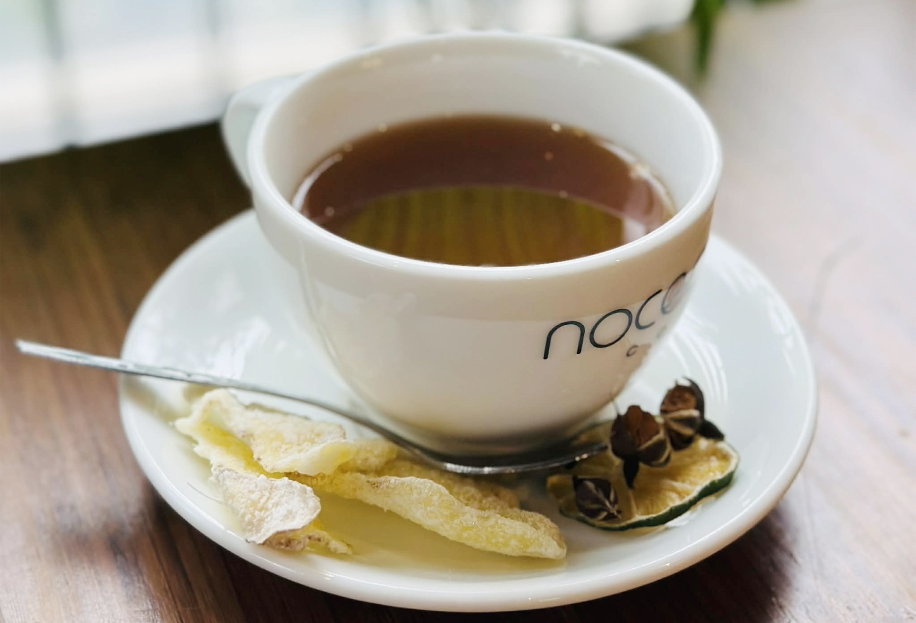 Điều gì xảy ra với huyết áp khi bạn uống trà đen?