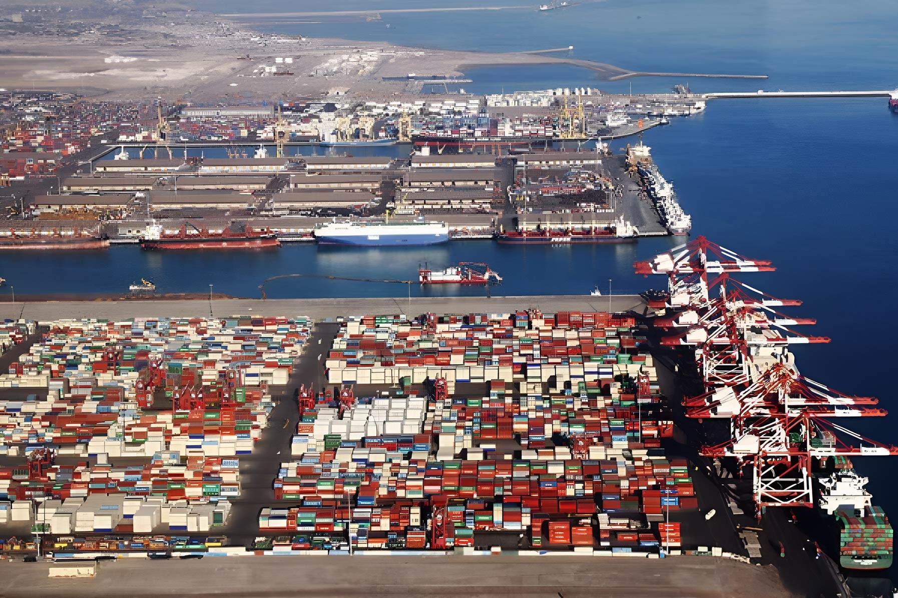 Điều ít biết về nền kinh tế Iran, sau dầu mỏ là một 'cỗ máy' khác