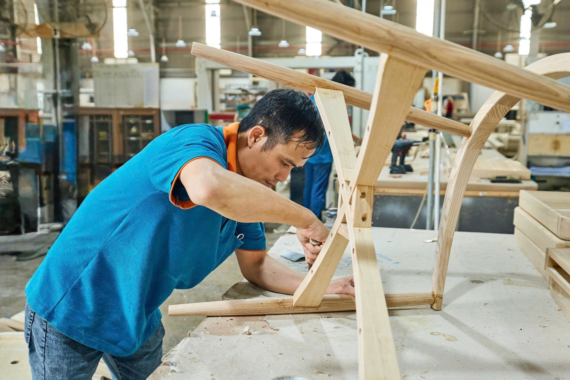 'Đừng vì thấy Trung Quốc làm hàng quá rẻ mà sợ'