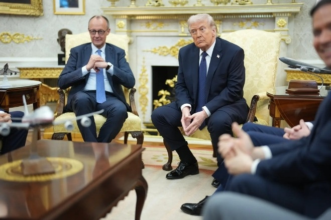 Ông Trump bác tin Israel khiến Mỹ tấn công, nêu kịch bản tồi tệ nhất với Iran