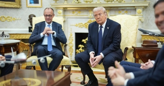 Ông Trump bác tin Israel khiến Mỹ tấn công, nêu kịch bản tồi tệ nhất với Iran