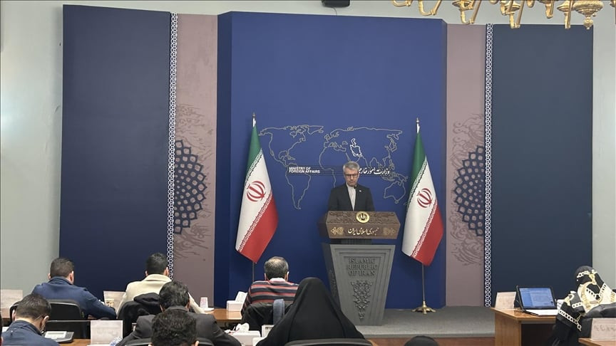 phat ngon vien Iran.jpg