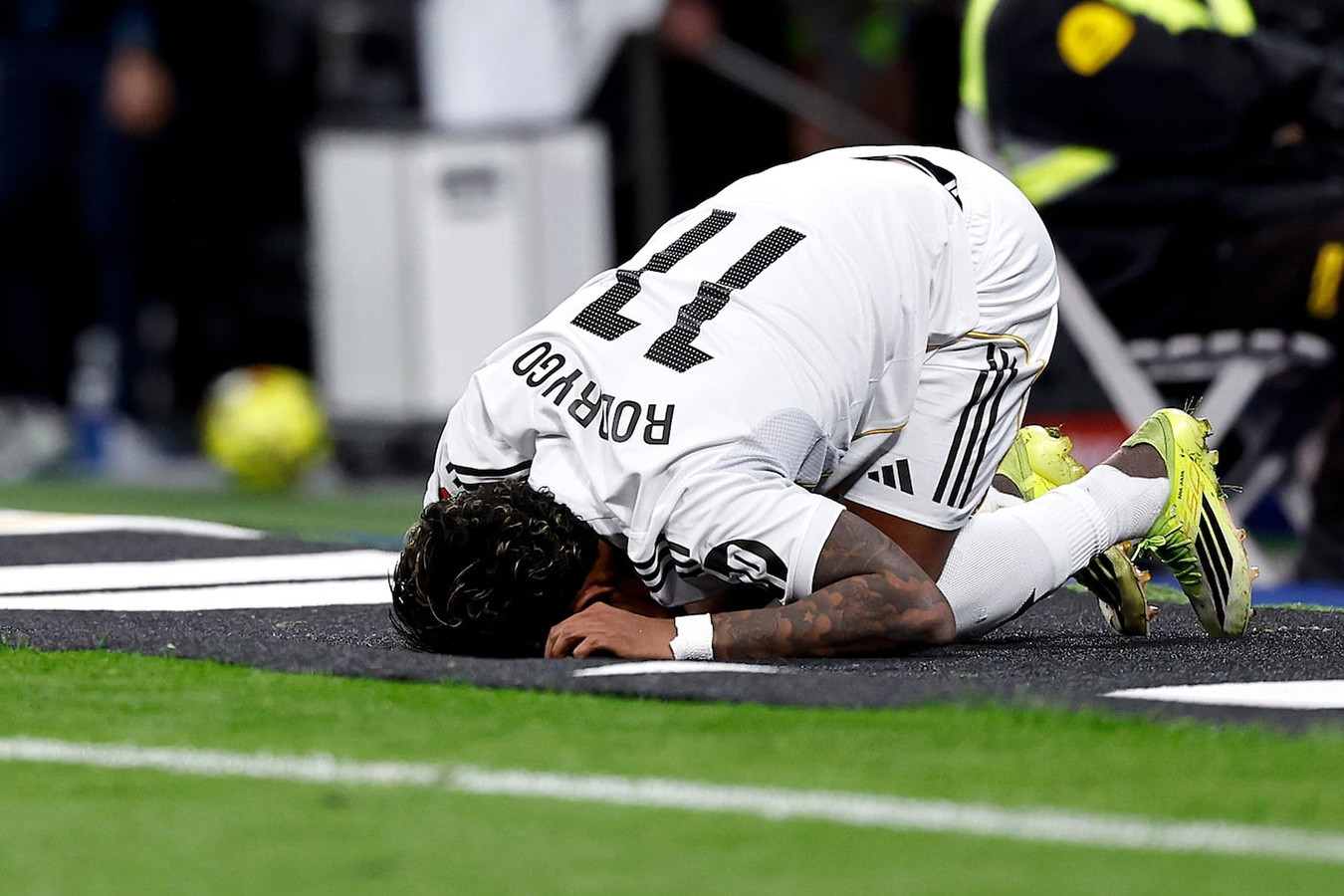 Real Madrid và Brazil điêu đứng vì Rodrygo