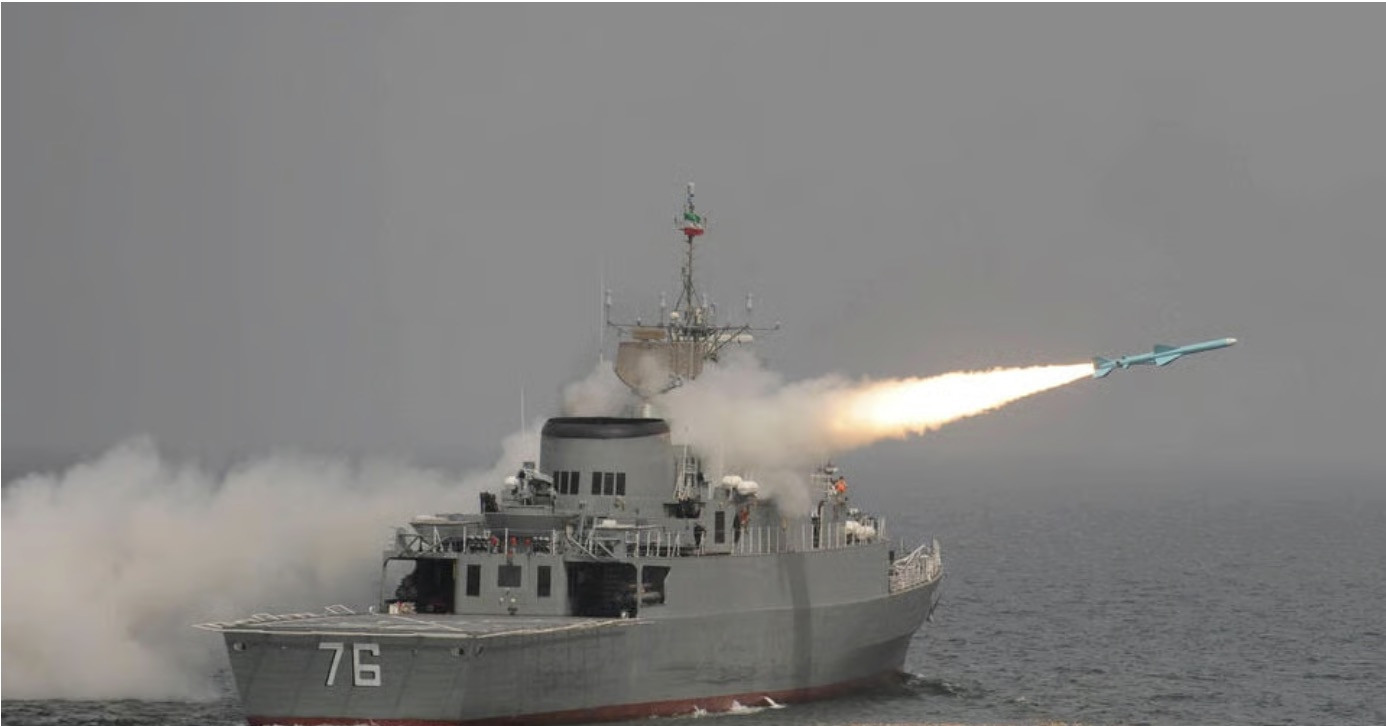 Tàu ngầm tấn công tàu chiến Iran ngoài khơi Sri Lanka, căng thẳng leo thang