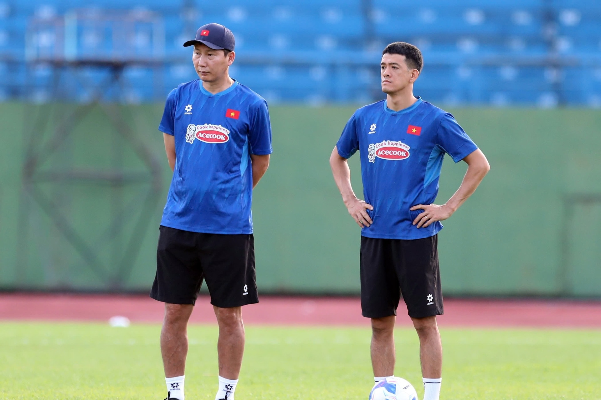  Tuyển Việt Nam: HLV Kim Sang Sik chọn ai bắt chính đấu Malaysia? 