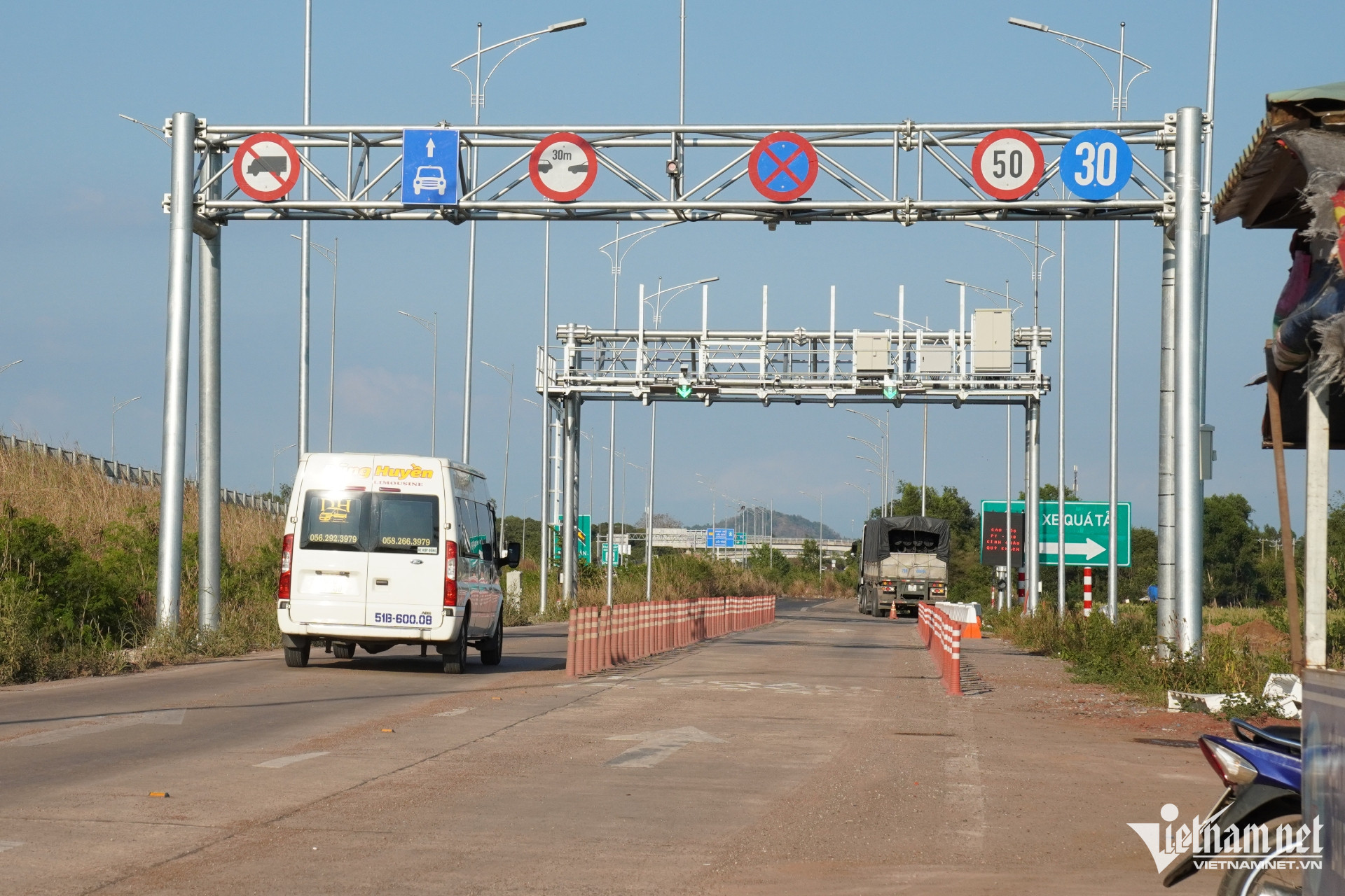 W-thu phi cao toc (3).jpg