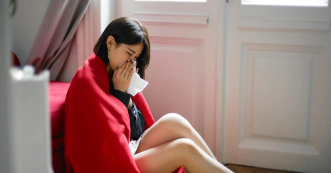 Chồng tương tư cô hàng xóm, người vợ xử lý cao tay