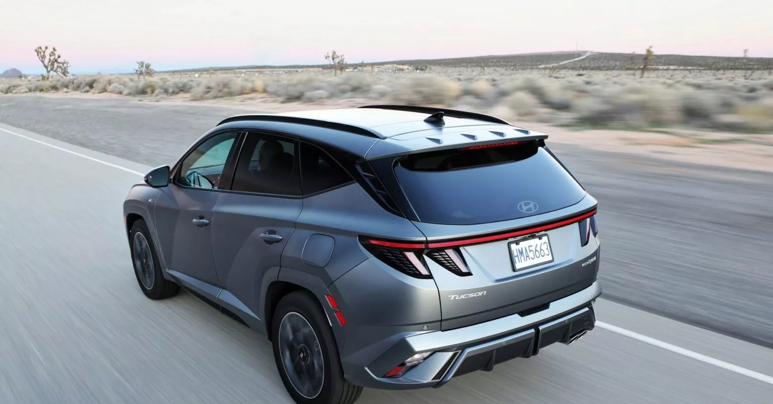 Chủ xe Hyundai Tucson kiện hãng vì chiếc SUV tự phanh khẩn cấp giữa đường vắng