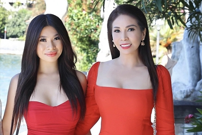 Con gái 25 tuổi xinh đẹp và gợi cảm của diễn viên Lý Hương