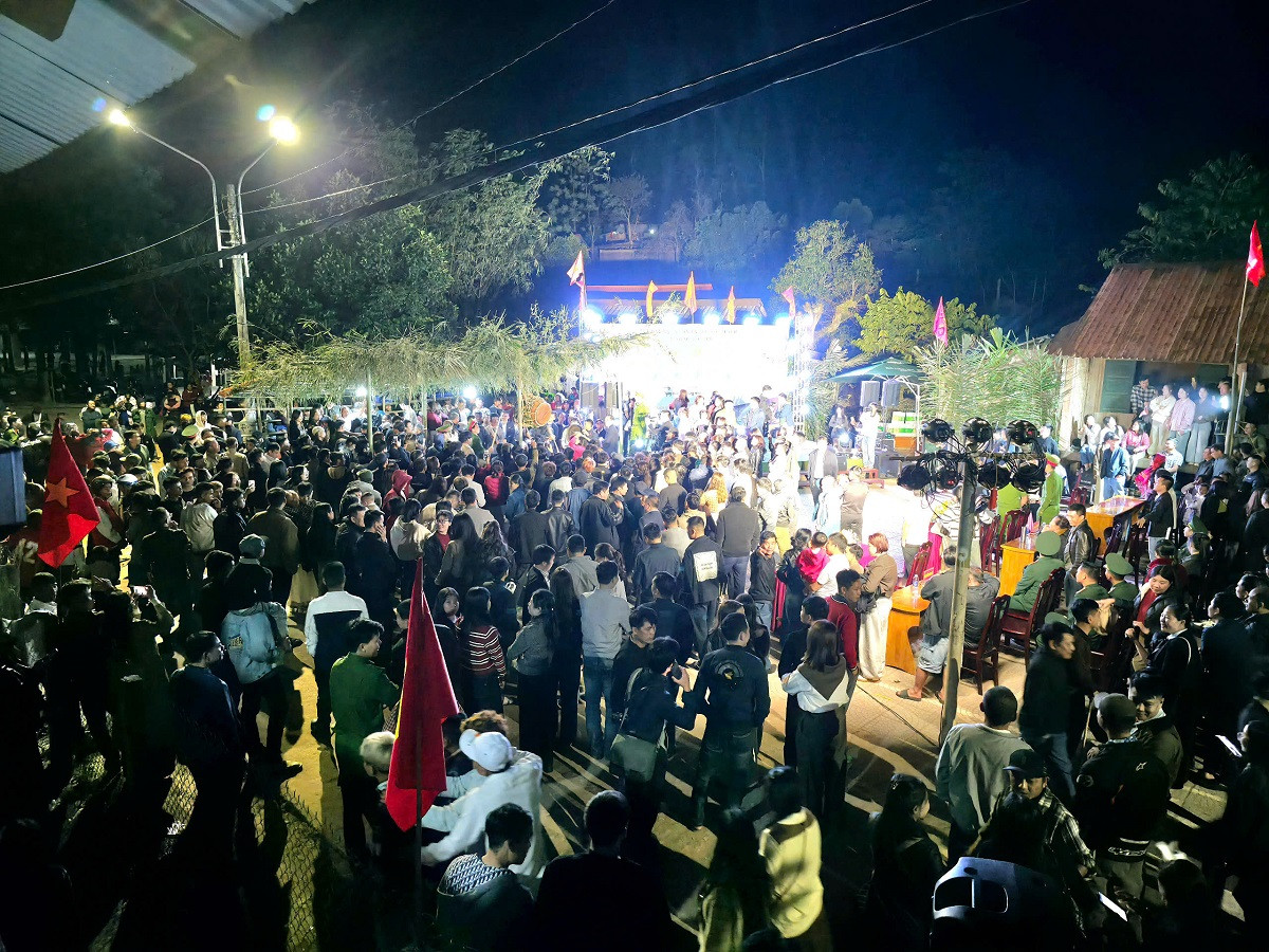 đập trống 6.jpg