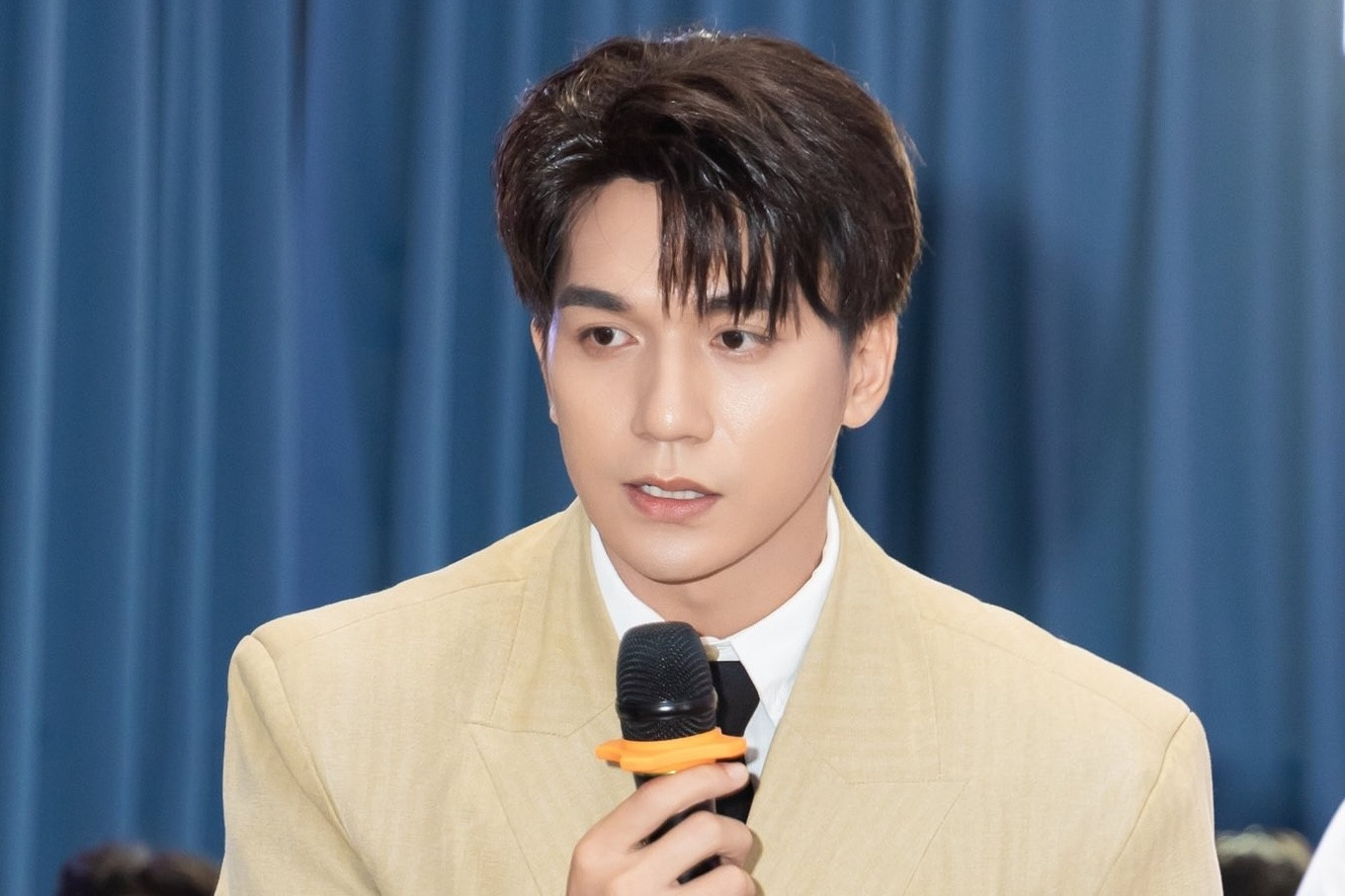 Đỗ Nhật Hoàng - nam chính phim 'Mưa đỏ' xin lỗi