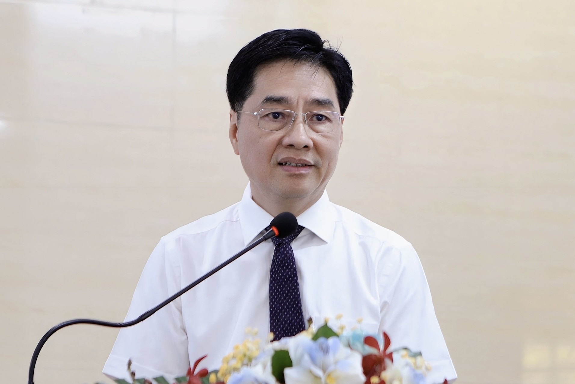 Giáo sư y nổi tiếng ứng cử đại biểu Quốc hội