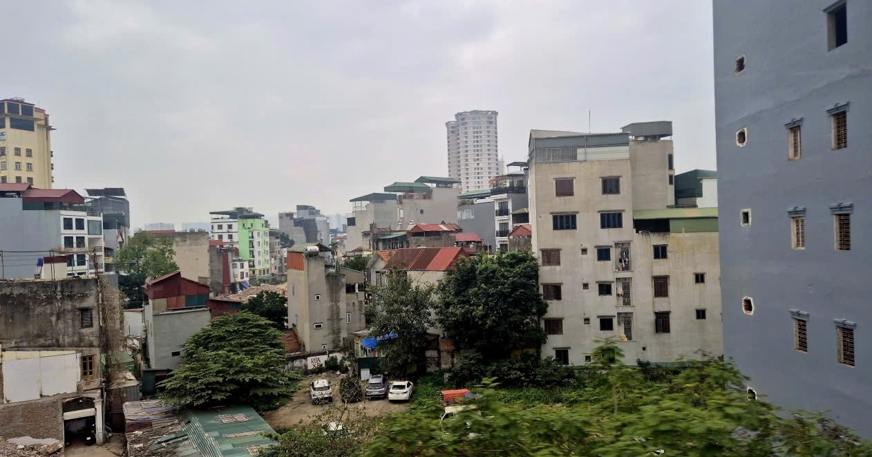 Quy hoạch đường treo nhiều năm, đất của người dân được cấp sổ đỏ?