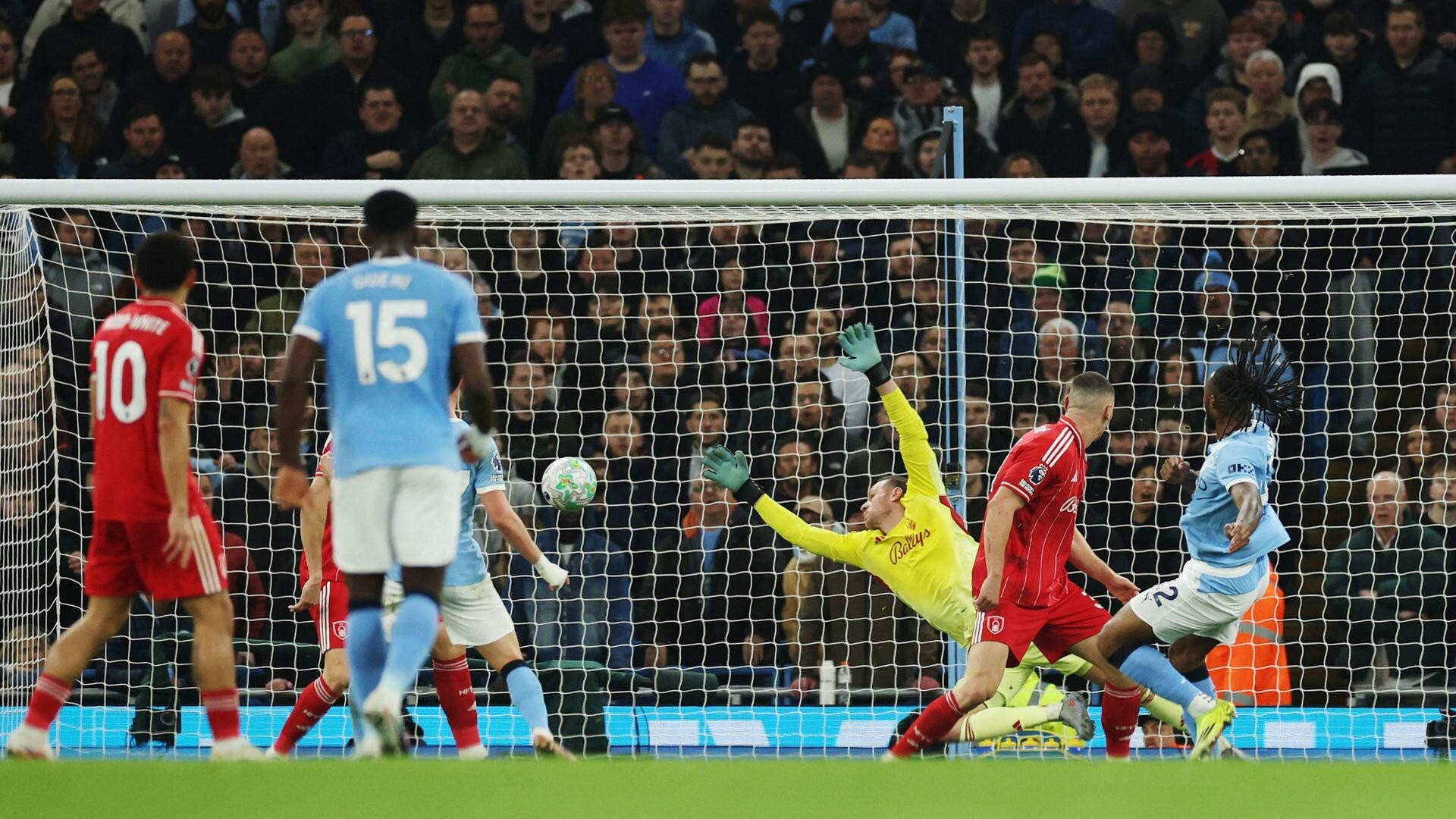 resources_premierleague_pulselive_com 2026 03 04T202424Z_1811773108_UP1EM341KOMU7_RTRMADP_3_SOCCER ENGLAND MCI NFO.jpg