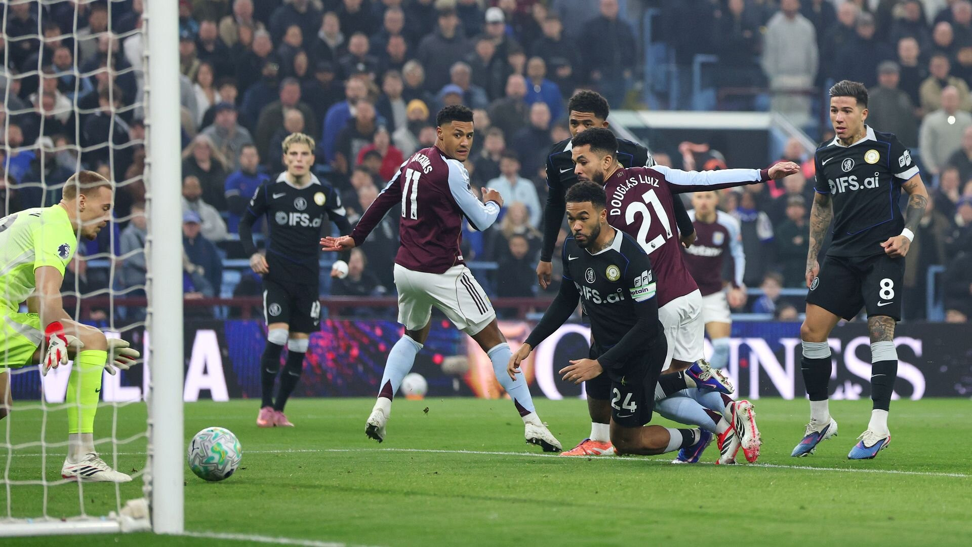 resources_premierleague_pulselive_com 2264206552 (4).jpg