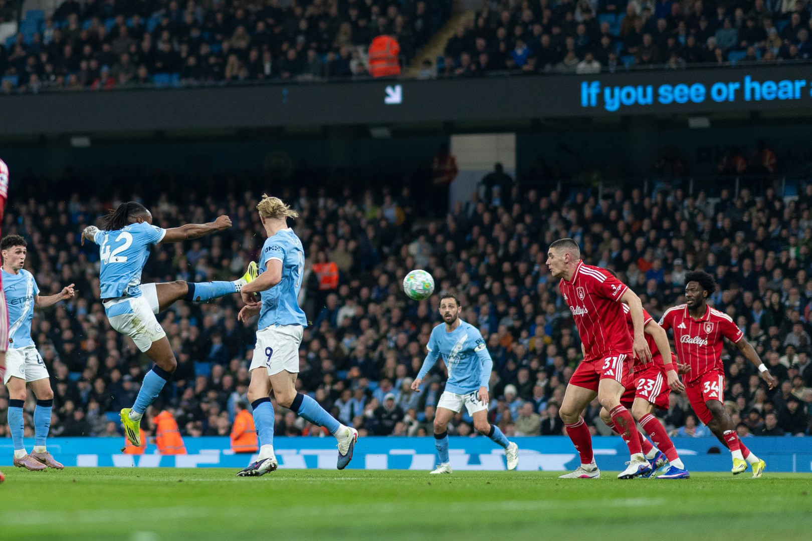 Semenyo Man City Nottingham.jpg